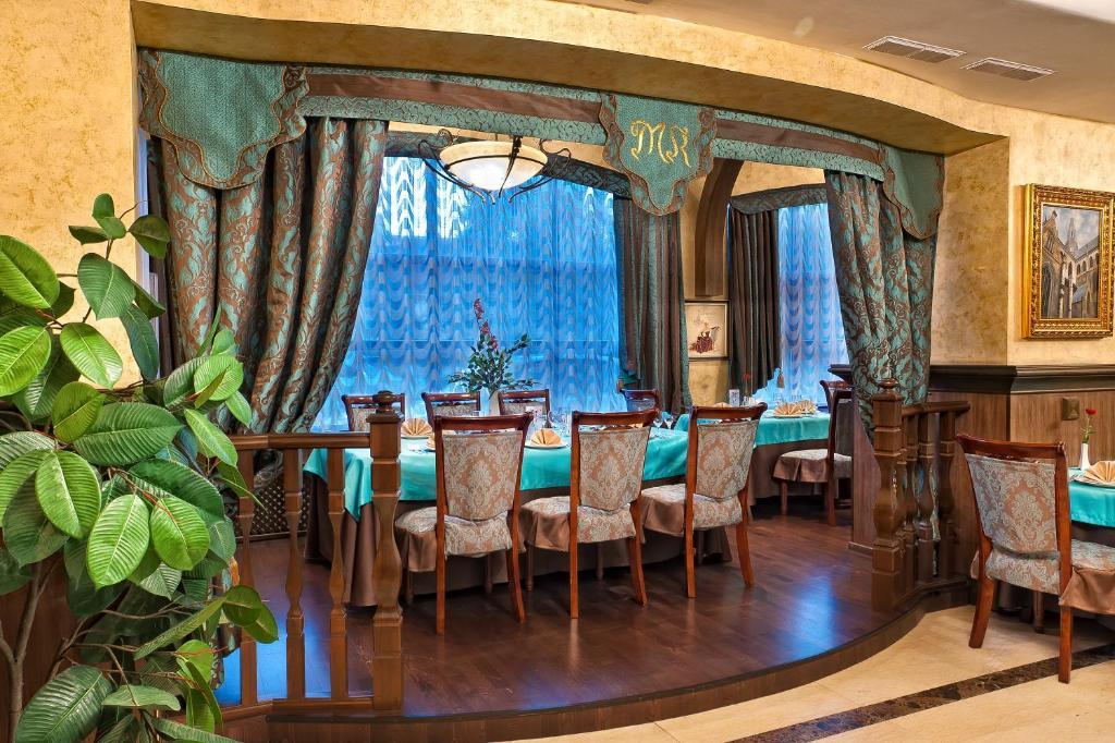 Merey Hotel Karagandi Kültér fotó