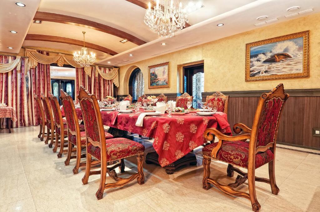 Merey Hotel Karagandi Kültér fotó