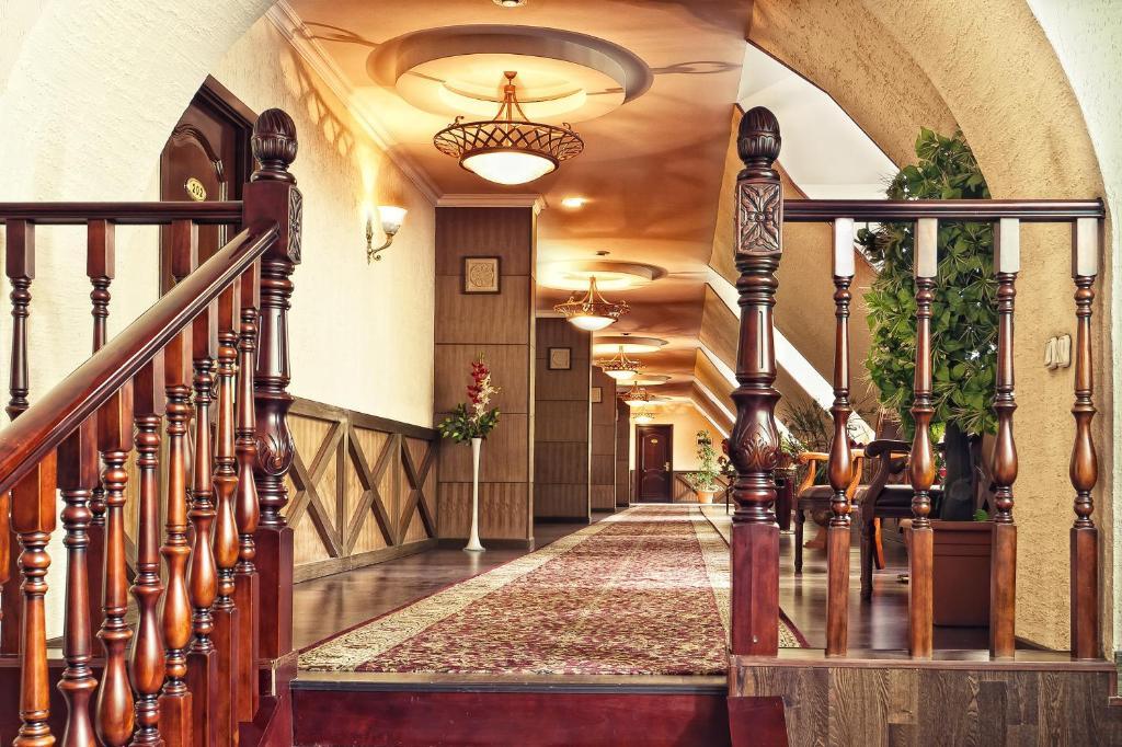 Merey Hotel Karagandi Kültér fotó