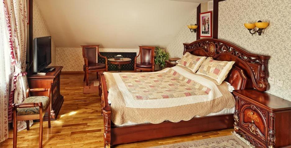 Merey Hotel Karagandi Szoba fotó